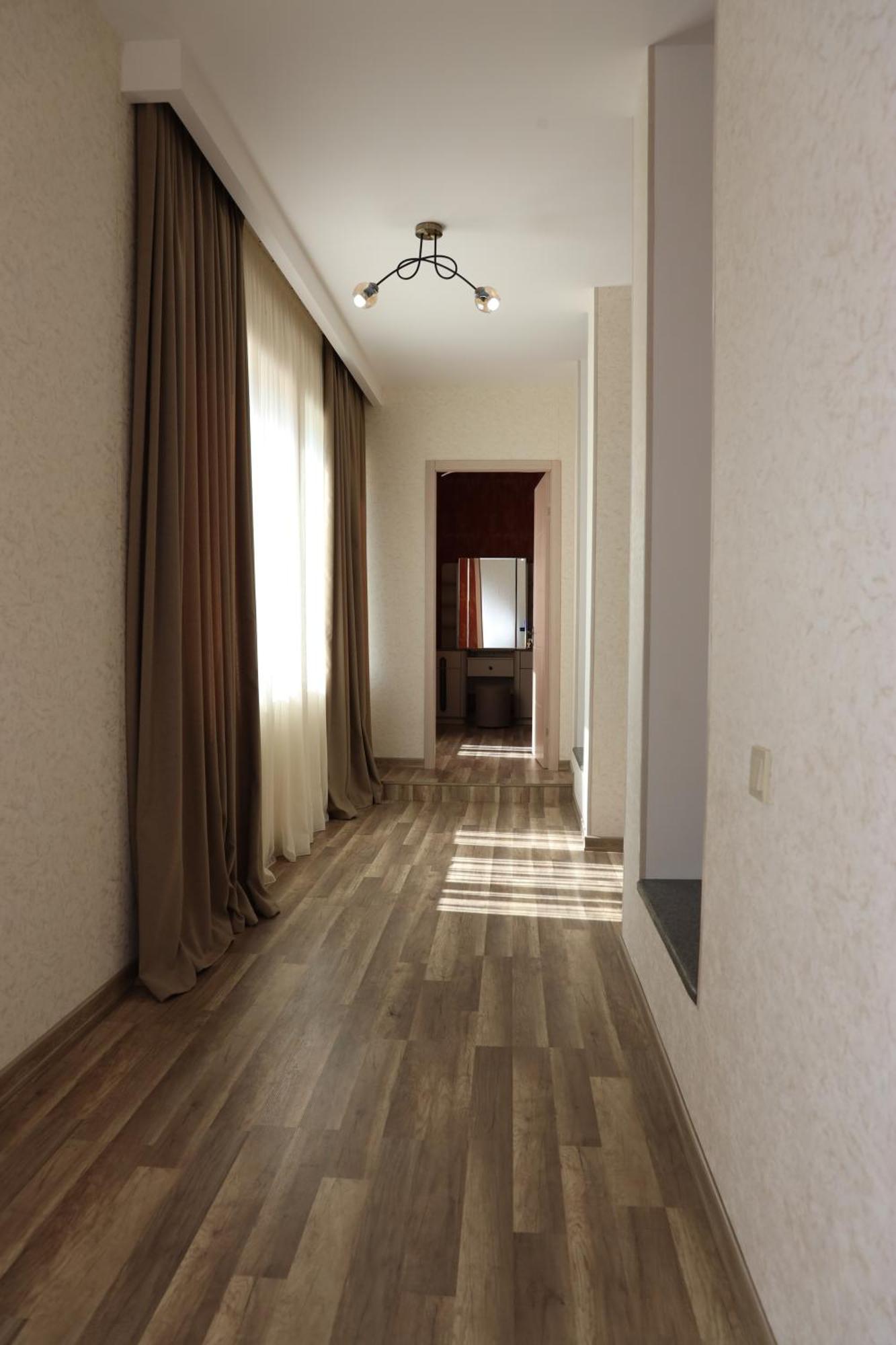 Hotel Feel House à T'erjola Extérieur photo