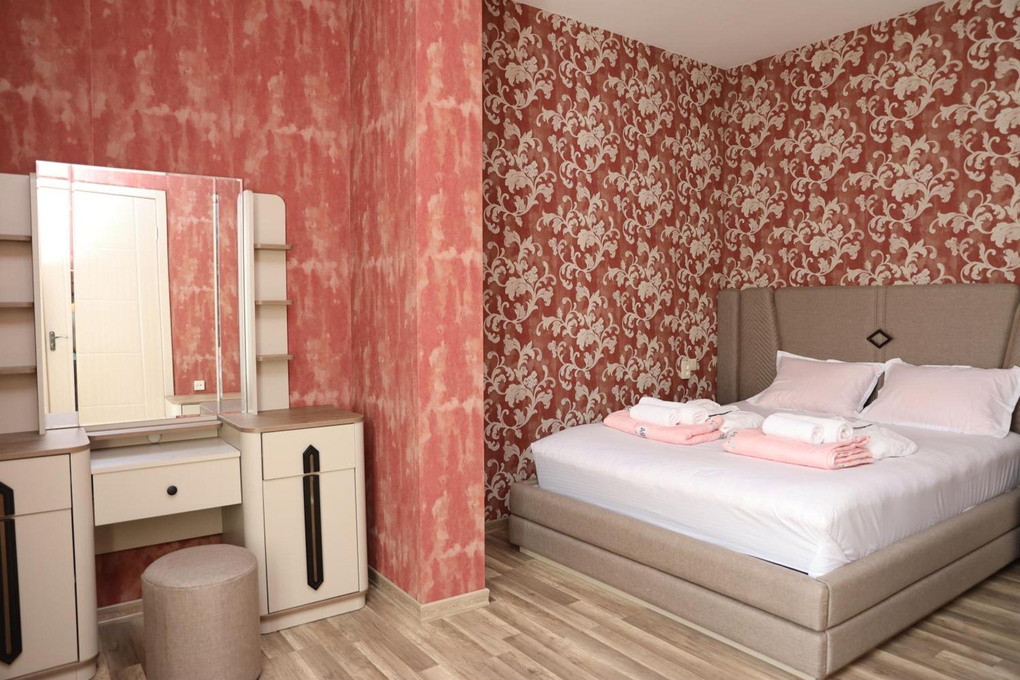 Hotel Feel House à T'erjola Extérieur photo